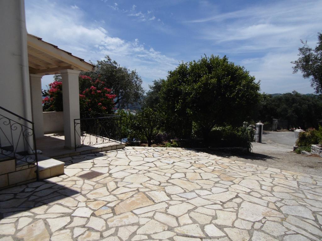 Villa Elli Panoramic View Ipsos Bilik gambar