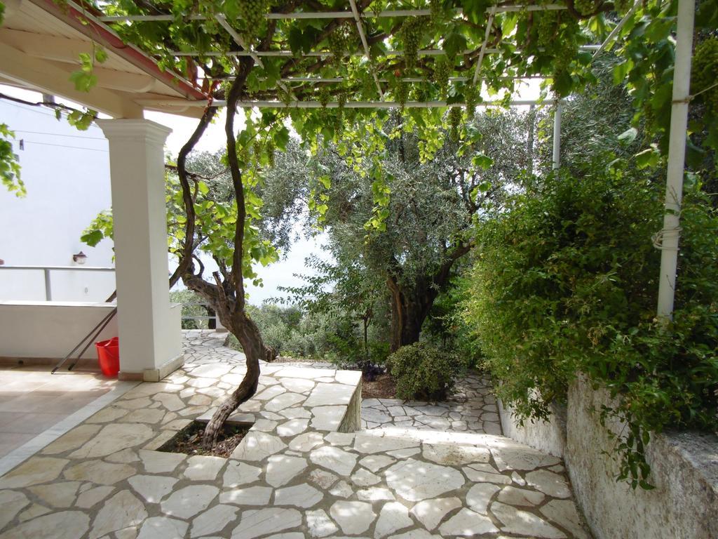 Villa Elli Panoramic View Ipsos Bilik gambar